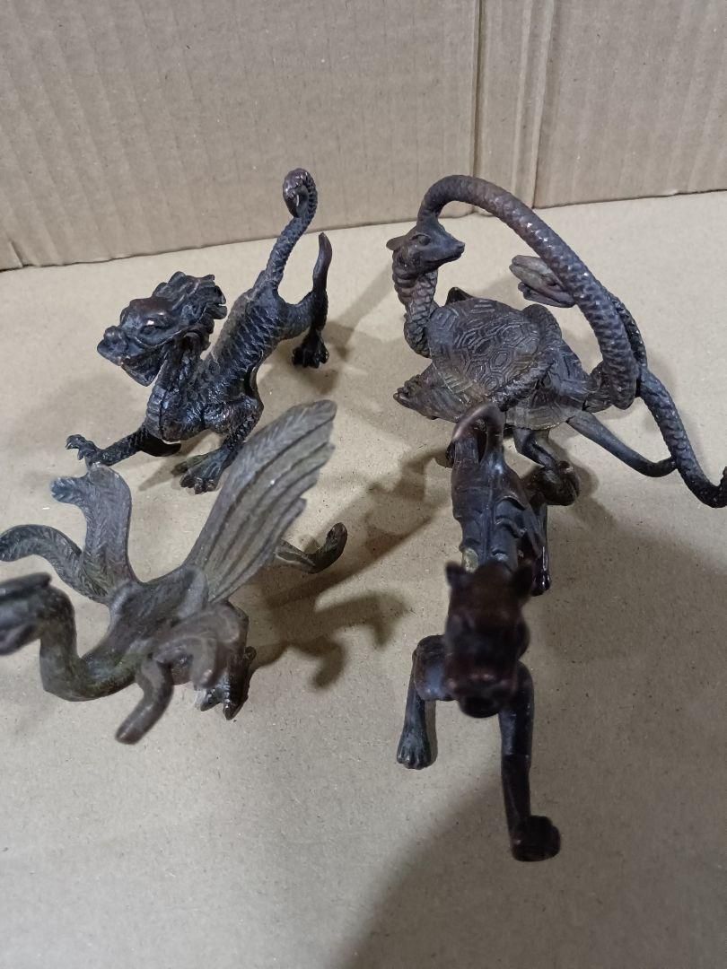 銅 細工 四大神獣 青龍白虎朱雀玄武 茶台 書架 彫刻 置物 開運風水