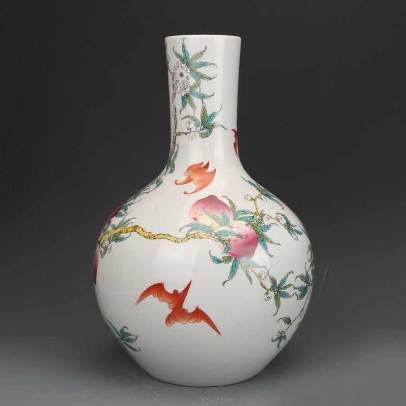 清乾隆粉彩福寿九桃天球瓶 景徳鎮 陶磁器 装飾品 現代工芸品 美術品