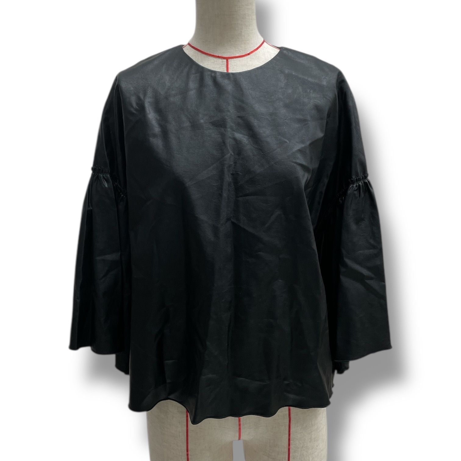 TOMORROWLAND トゥモローランド 金子綾 × TOMORROWLAND フェイクレザー