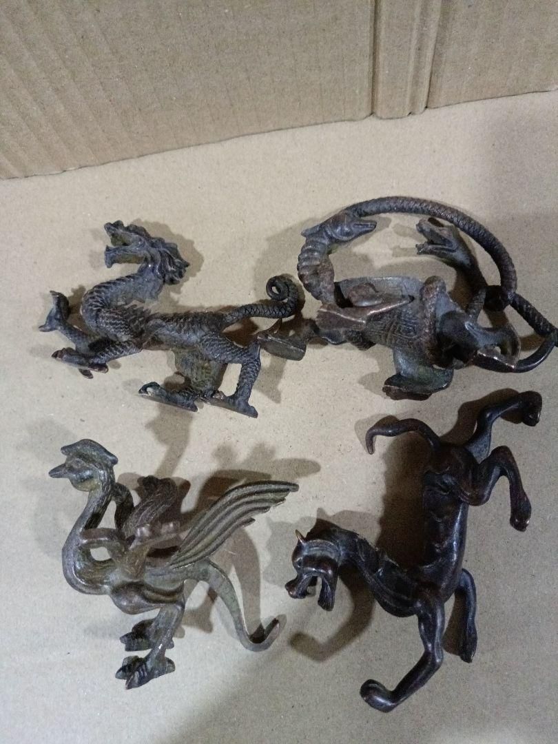 銅 細工 四大神獣 青龍白虎朱雀玄武 茶台 書架 彫刻 置物 開運風水