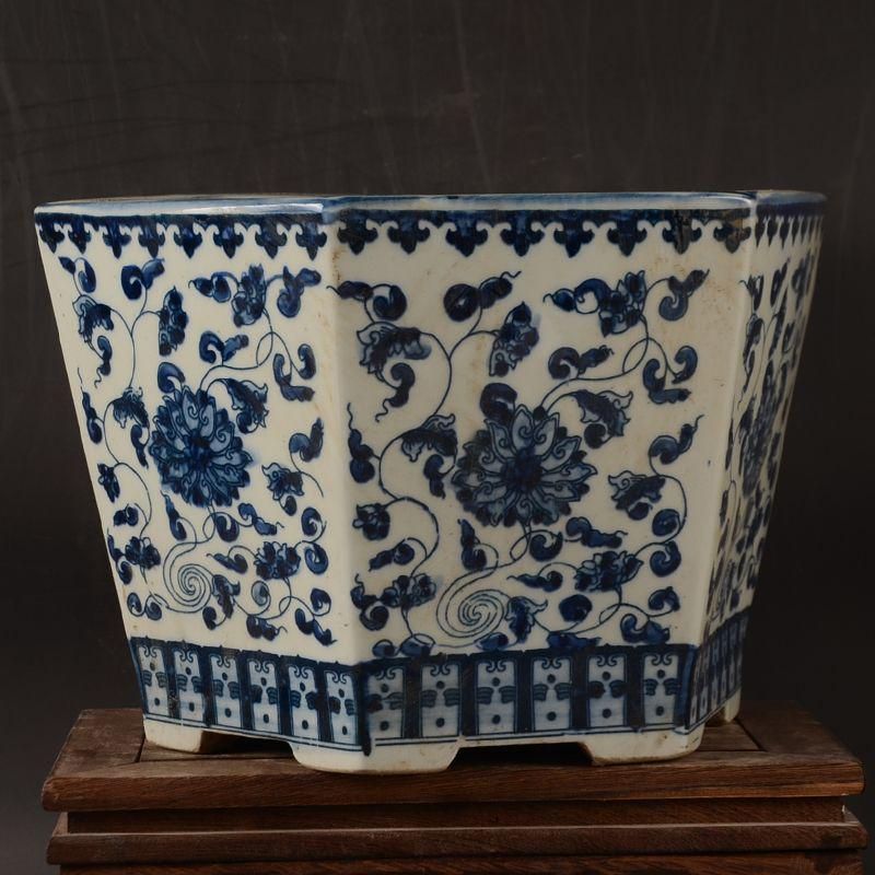 景徳鎮 青花果実紋六方鉢 盆栽 陶磁器 装飾品  工芸品  美術品  置物 景徳鎮 青花果実紋六方鉢 盆栽 陶磁器 装飾品 工芸品 美術品