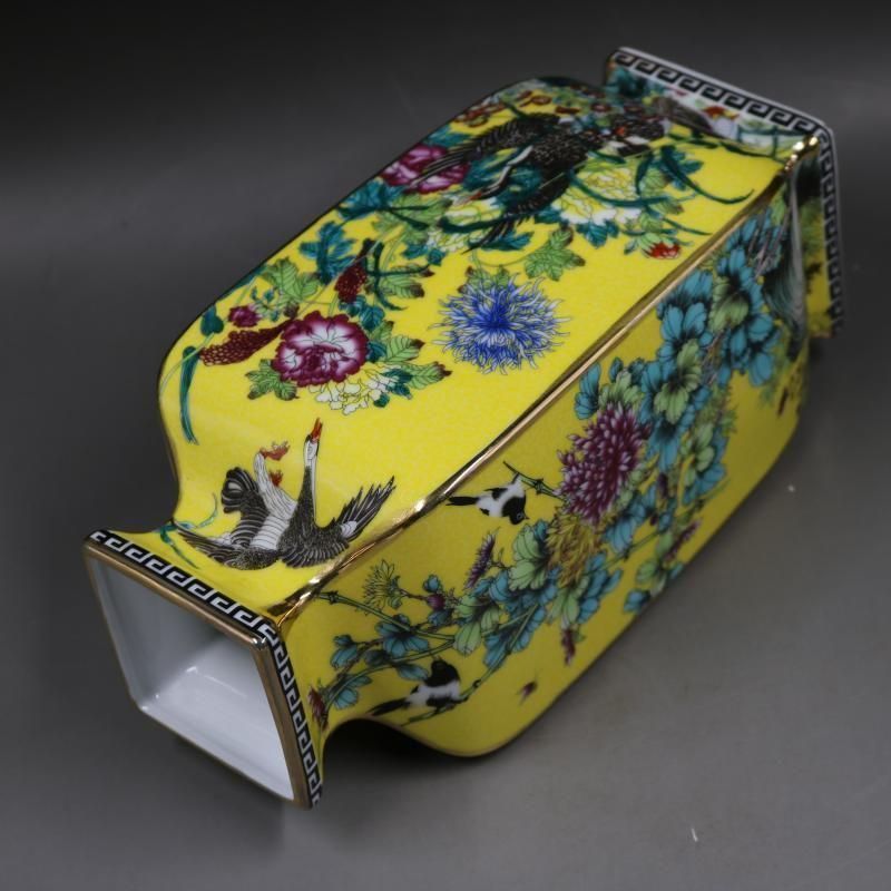 清乾隆黄地琺瑯彩花鳥四方花瓶 景徳鎮 陶磁器 装飾品 現代工芸品 美術