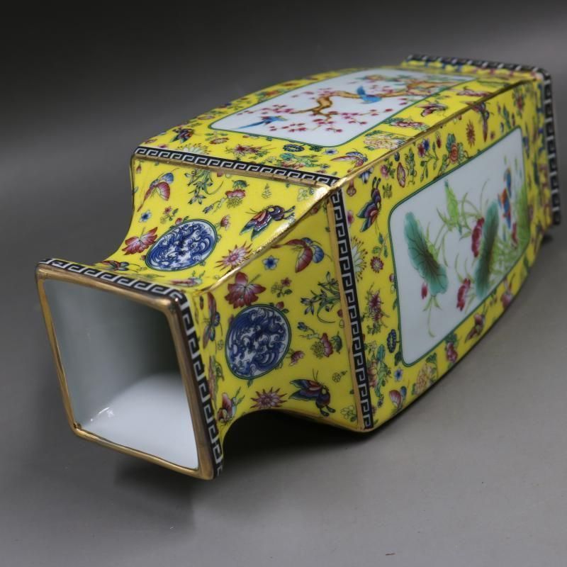清乾隆琺瑯彩飄花黄地花鳥四方瓶 景徳鎮 陶磁器 装飾品 現代工芸品