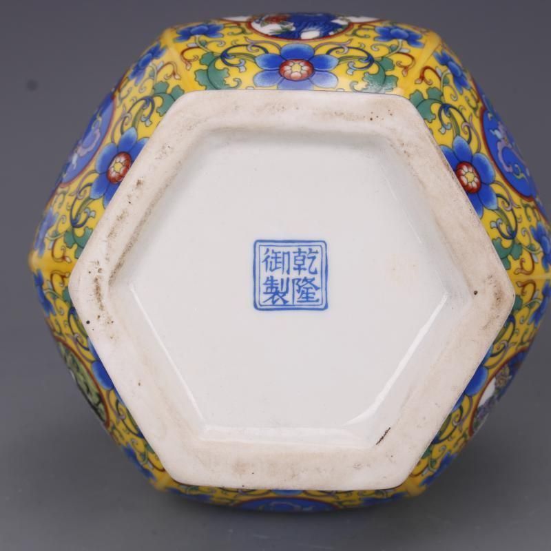 清乾隆琺瑯彩蒔金花鳥花瓶 景徳鎮 陶磁器 装飾品 現代工芸品 美術品