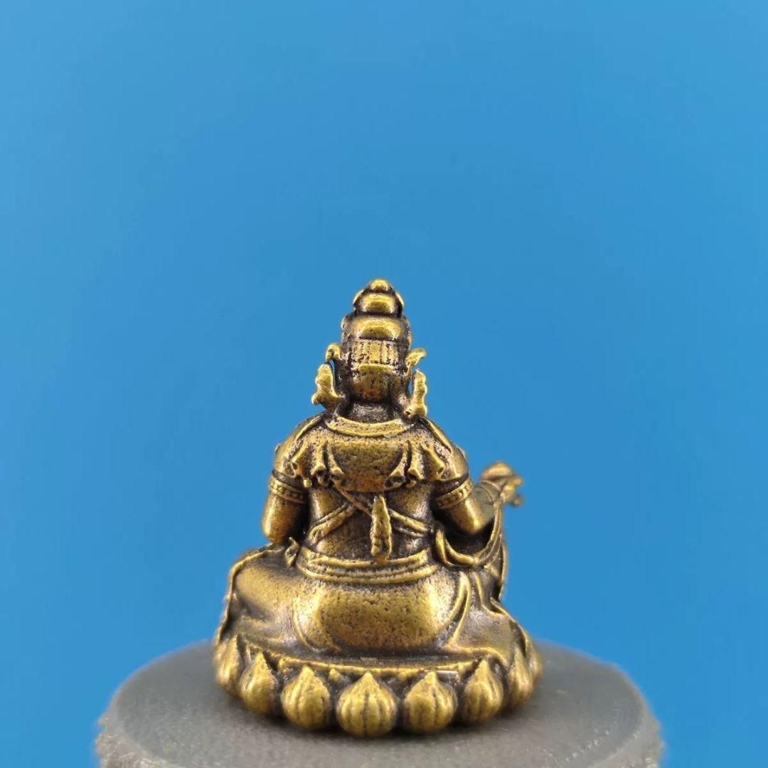 小物１ 茶色の金属製仏像 銅製 仏像 小仏像 密教黄財神仏像 ミニ仏 工芸品 置物 - メルカリ