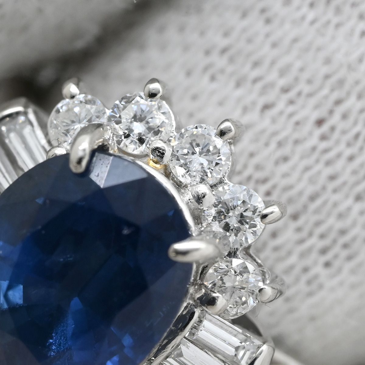 PT900サファイアダイヤモンド青いリング6.35g 楽天市場】Pt900 ブルーサファイア ダイヤモンド リング可愛い 人気