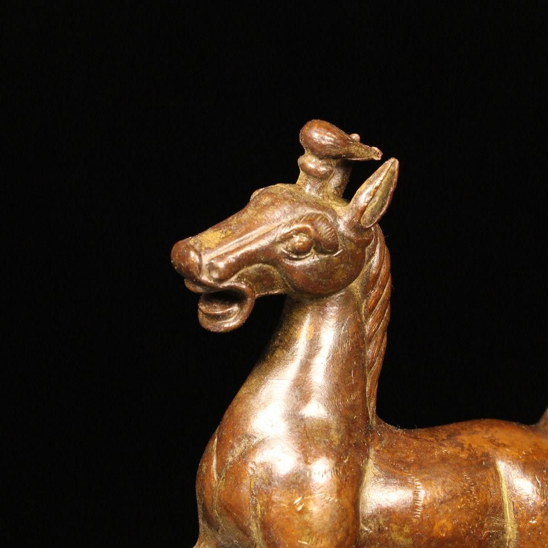 黄銅飛燕馬 銅 細工 馬踏飛燕 工芸品 美術品 置物 - メルカリ