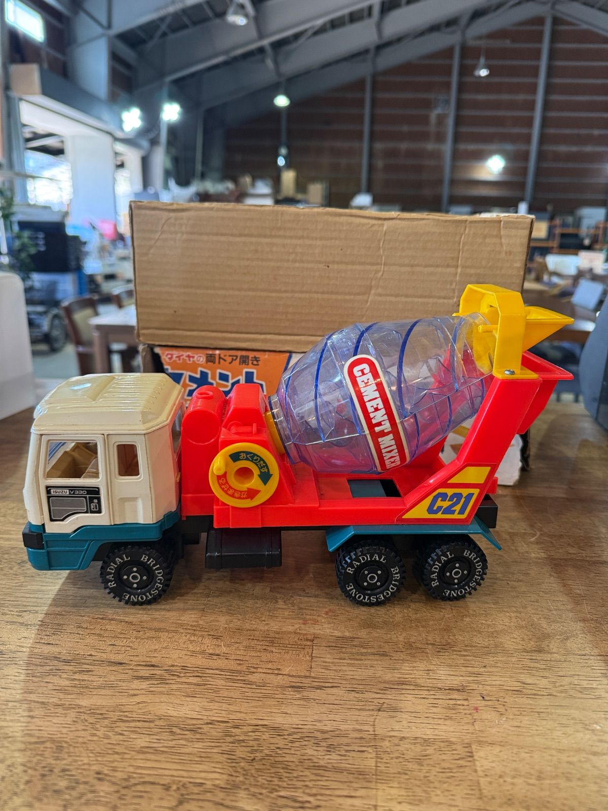 DAIYA ミキサー車 ダイヤ 両開き DAIYA 日本製 ISUZU セメントミキサー車 玩具 レトロ 車