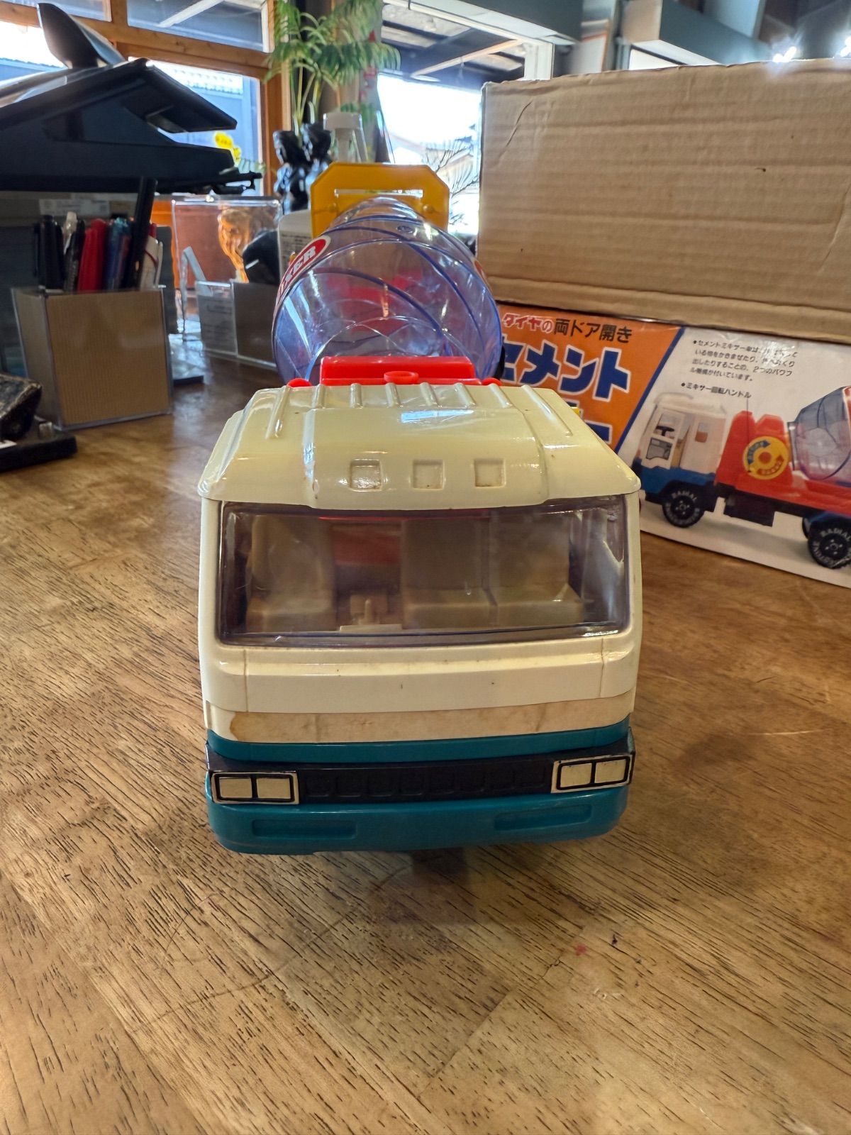 ダイヤ 両開き DAIYA 日本製 ISUZU セメントミキサー車 玩具 レトロ 車