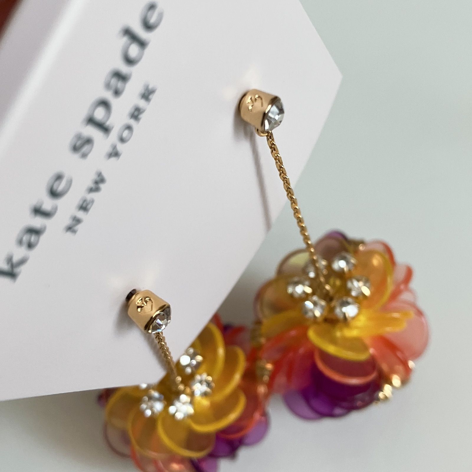 kate spade ケイトスペード フラワーブーケ ピアス - メルカリ