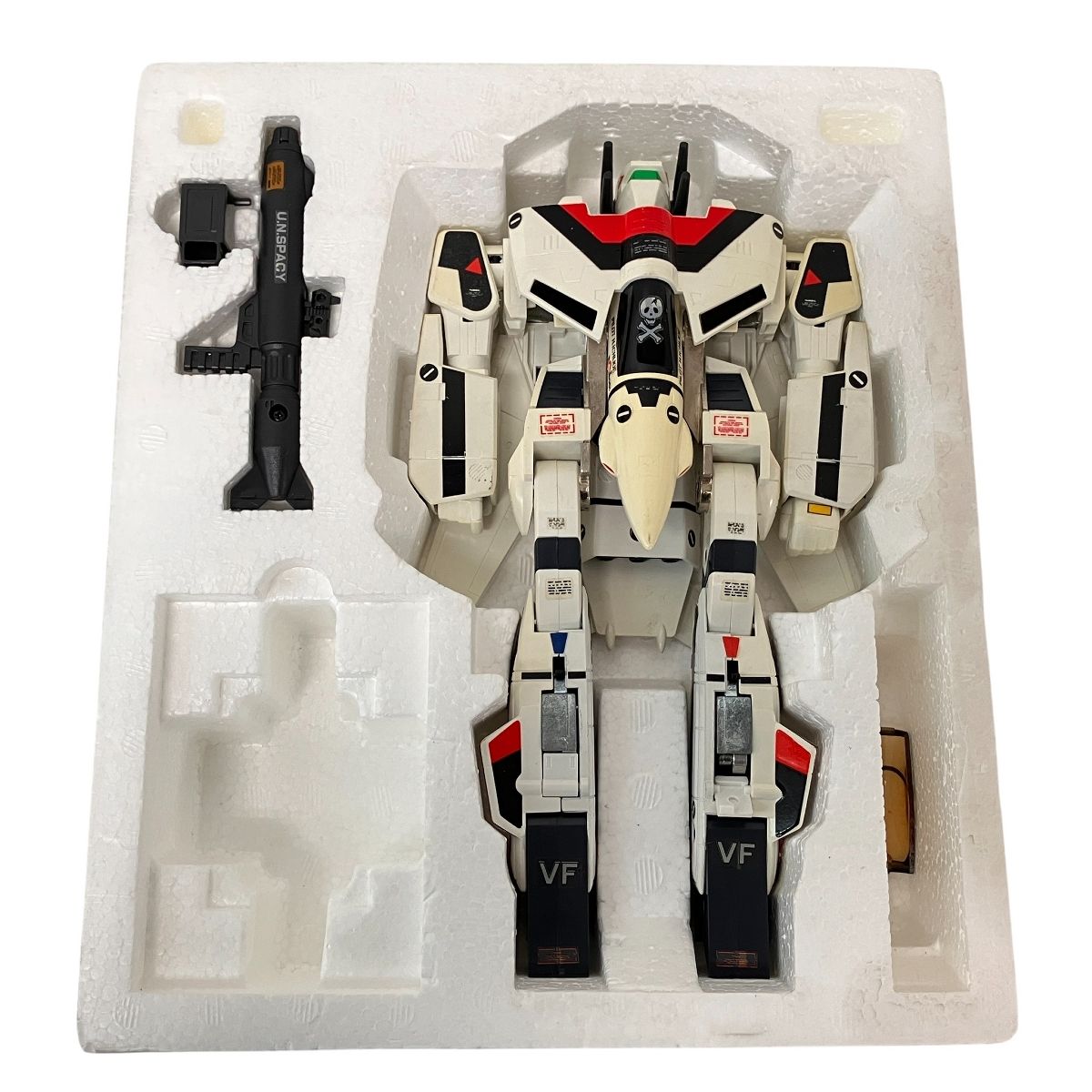 美品ハイメタル ストライクバルキリー 超時空要塞マクロス Amazon.co.jp: TAMASHII NATIONS HI-METAL R 超時空要塞マクロス 愛