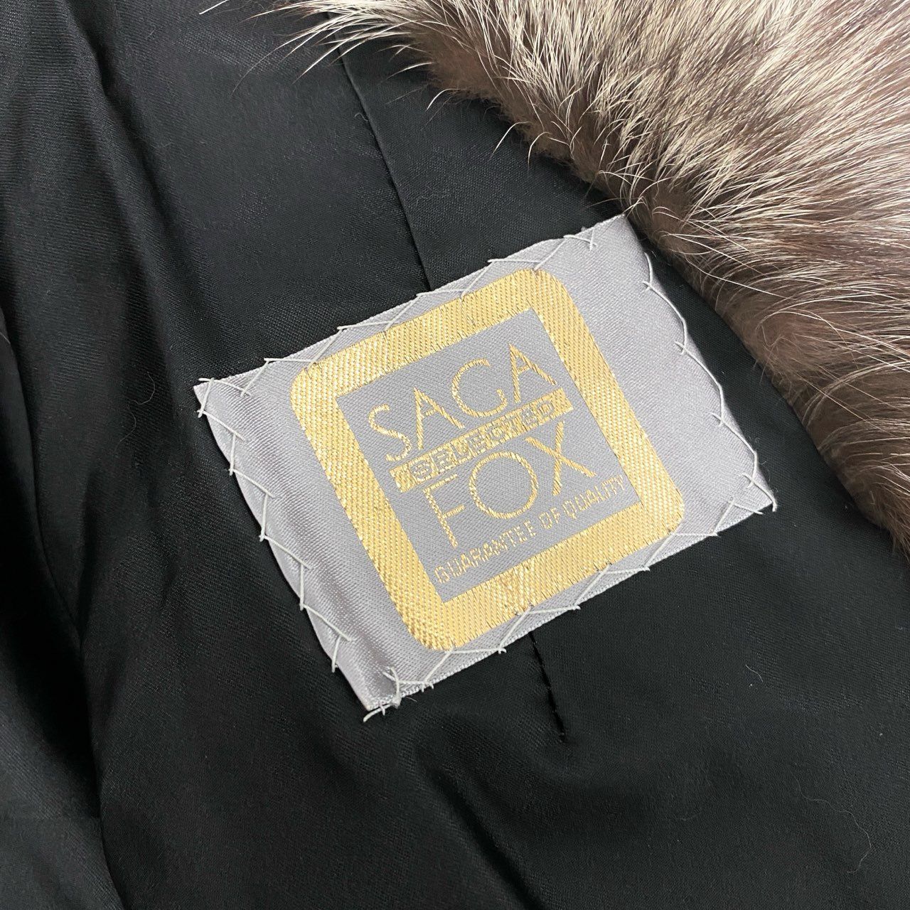 【*ん様 SAGA FOX シルバーフォックスファーコート Amazon.co.jp: SAGA FOX 銀タグ シルバーフォックス×天然皮革 毛皮