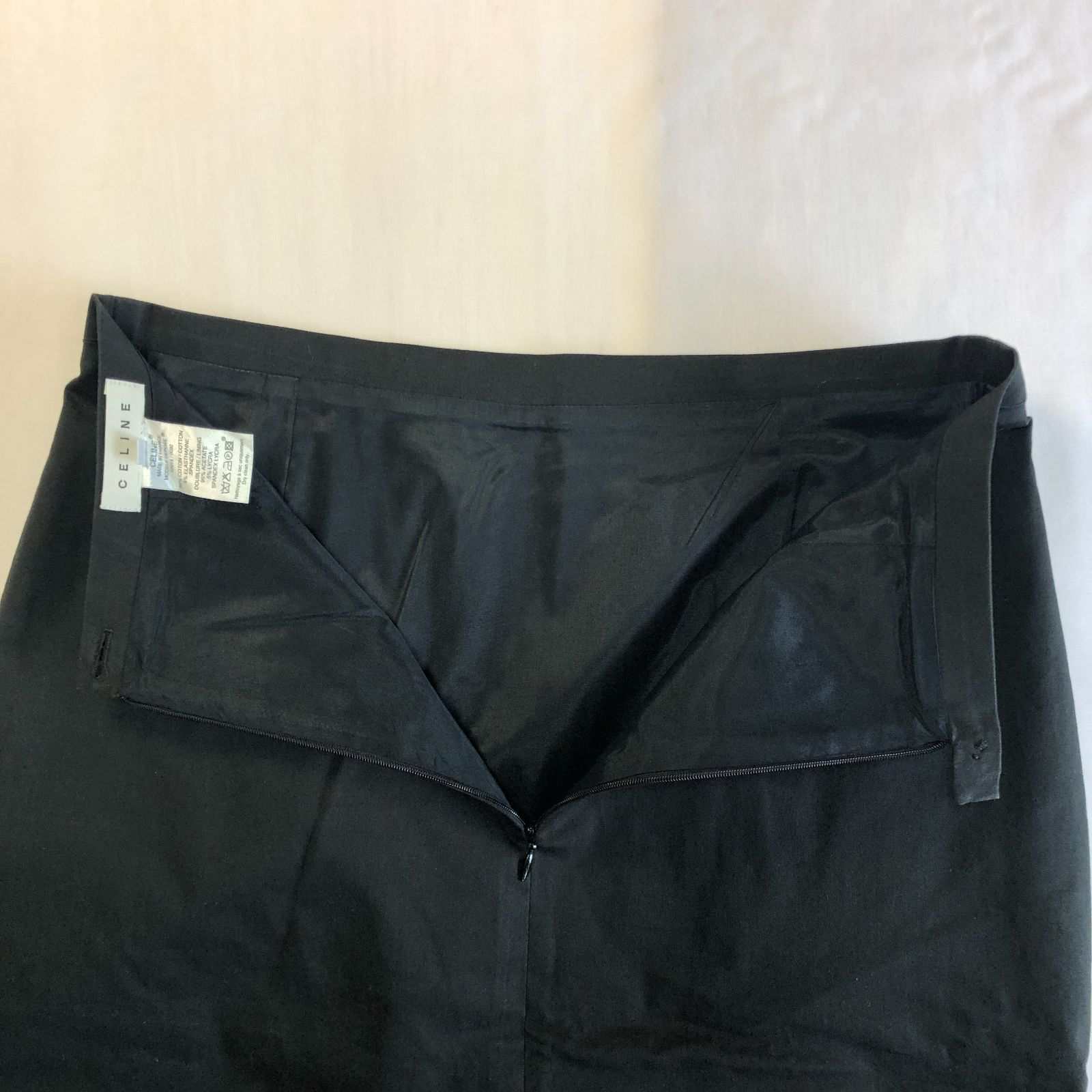CELINE 黒 タイトロングスカート SEN TOKYO（セントーキョー）の「スタイルUP効果抜群。ディープ
