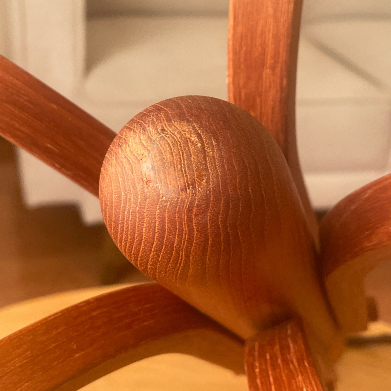 こきゃ）独70年代　domus 3灯　チーク製　ヴィンテージ・シャンデリア こきゃ様専用）独70年代 domus 3灯 チーク製 ヴィンテージ