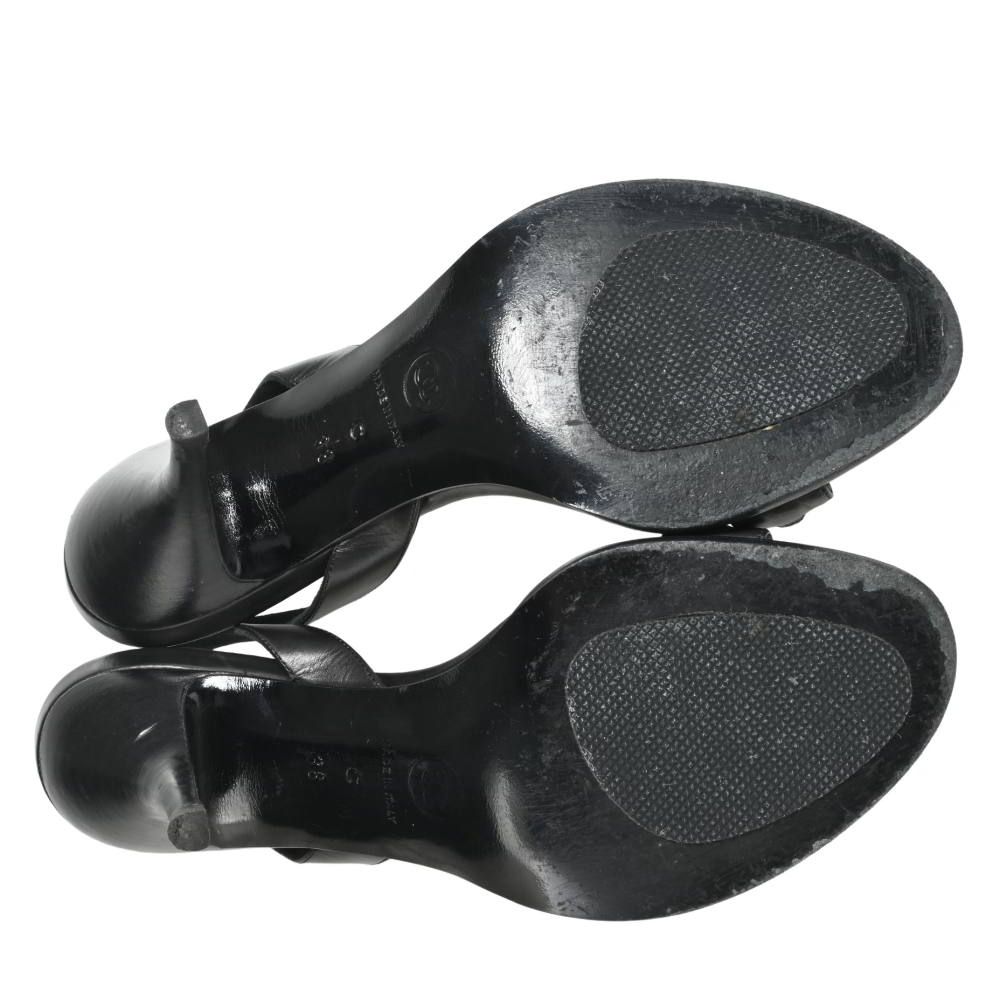 CHANEL チェーン付き レザー ヒール サンダル - メルカリ