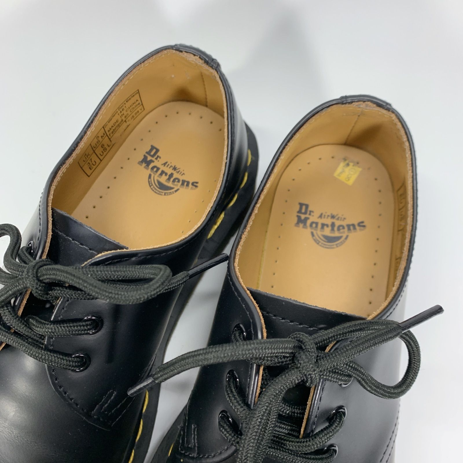 Dr.Martens黒 レザー 靴 イエローステッチUK8 メンズ 【美品】Dr.Martinブラックレザーシューズ イエローステッチ