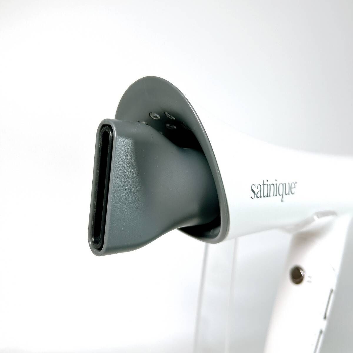 美品】Amway サテニーク スカルプ&ヘアドライヤー 324002J 送料無料