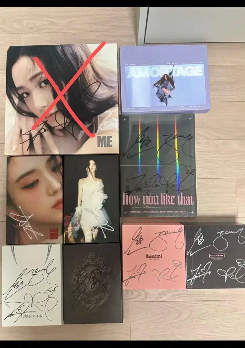 BLACKPINK非売品サインアルバム BLACKPINK サイン アルバム (非売品) - メルカリ