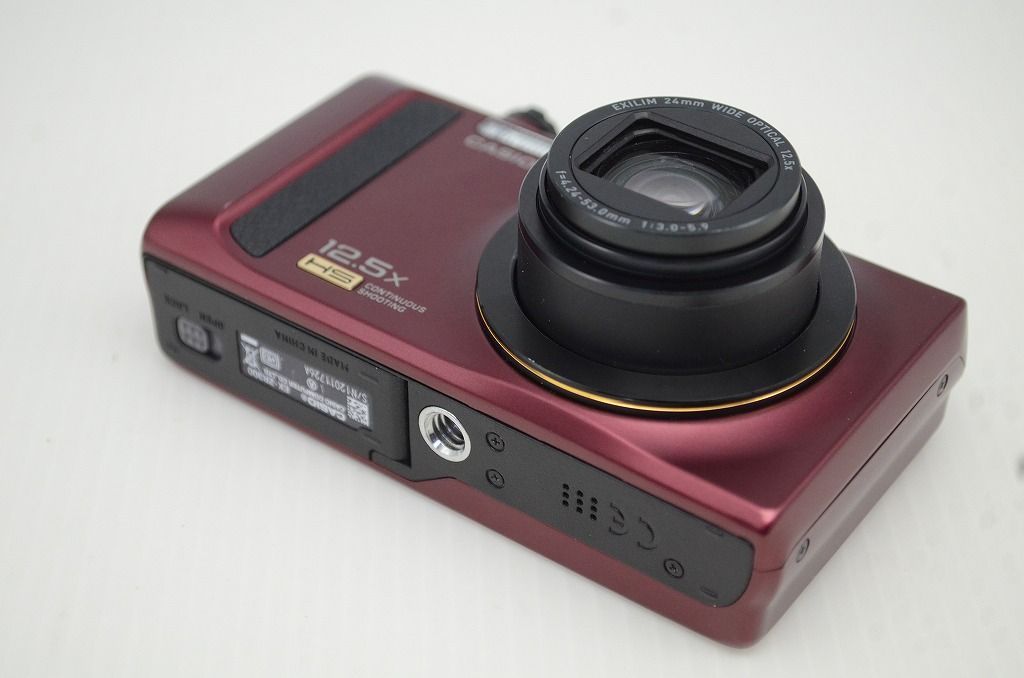 美品 CASIO カシオ HIGH SPEED EXILIM EX-ZR300 コンパクトデジタル