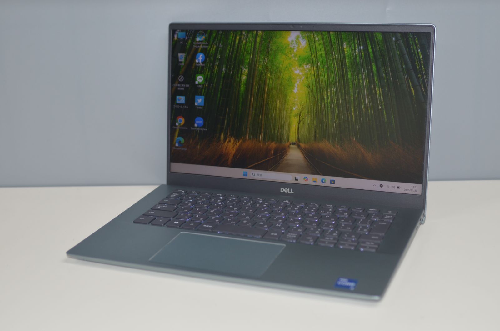 中古良品ノートパソコン DELL Inspiron 16 5625 Windows11+office 爆速SSD256GB AMD Ryzen 5 5625U/メモリ8GB/16インチ/WEBカメラ/無線内蔵 中古良品ノートパソコン DELL Inspiron 16 5625 Windows11+office 爆速