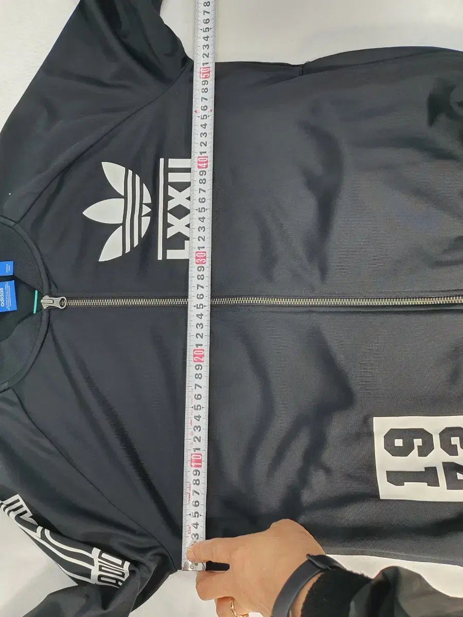 希少 adidas アディダス EMBELLISHED ビジュー ストライプス トラック 