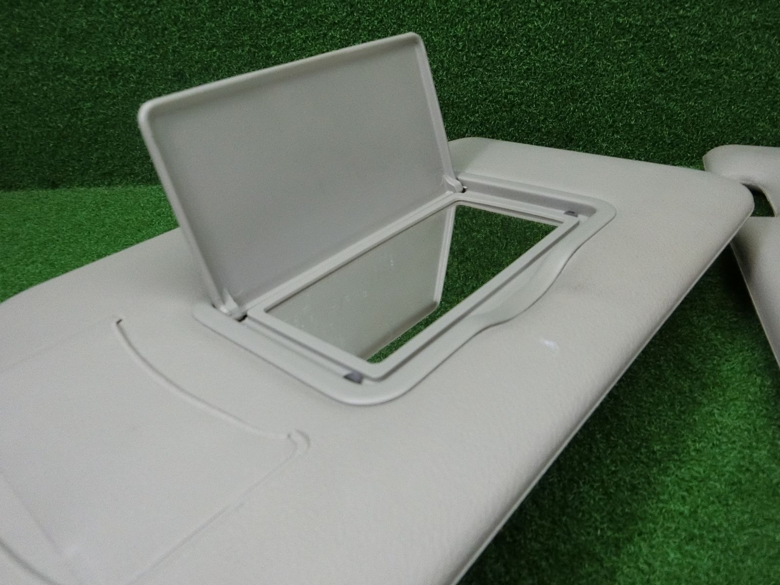 11996] 送料無料 ホンダ ライフ JB5 サンバイザー 左右セット - メルカリ