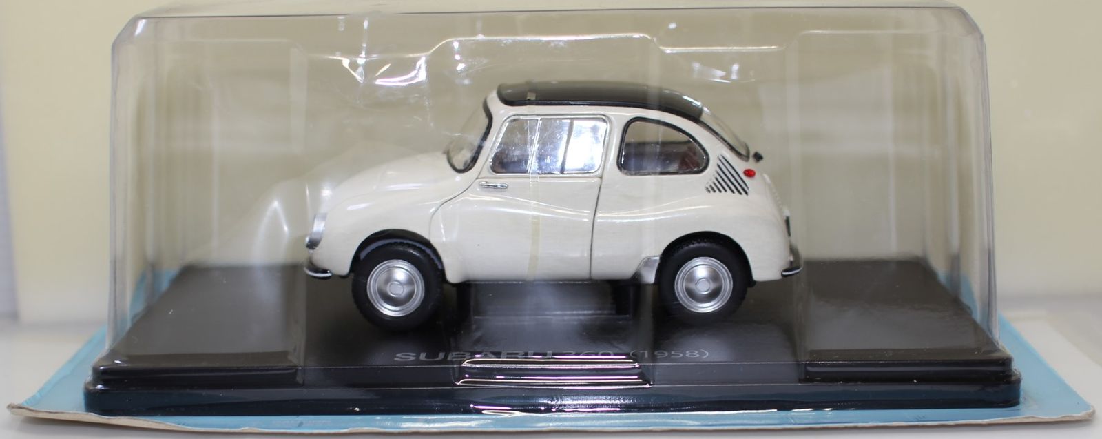 USED 未開封 1/24 国産名車コレクション スバル360(1958) 240001032365