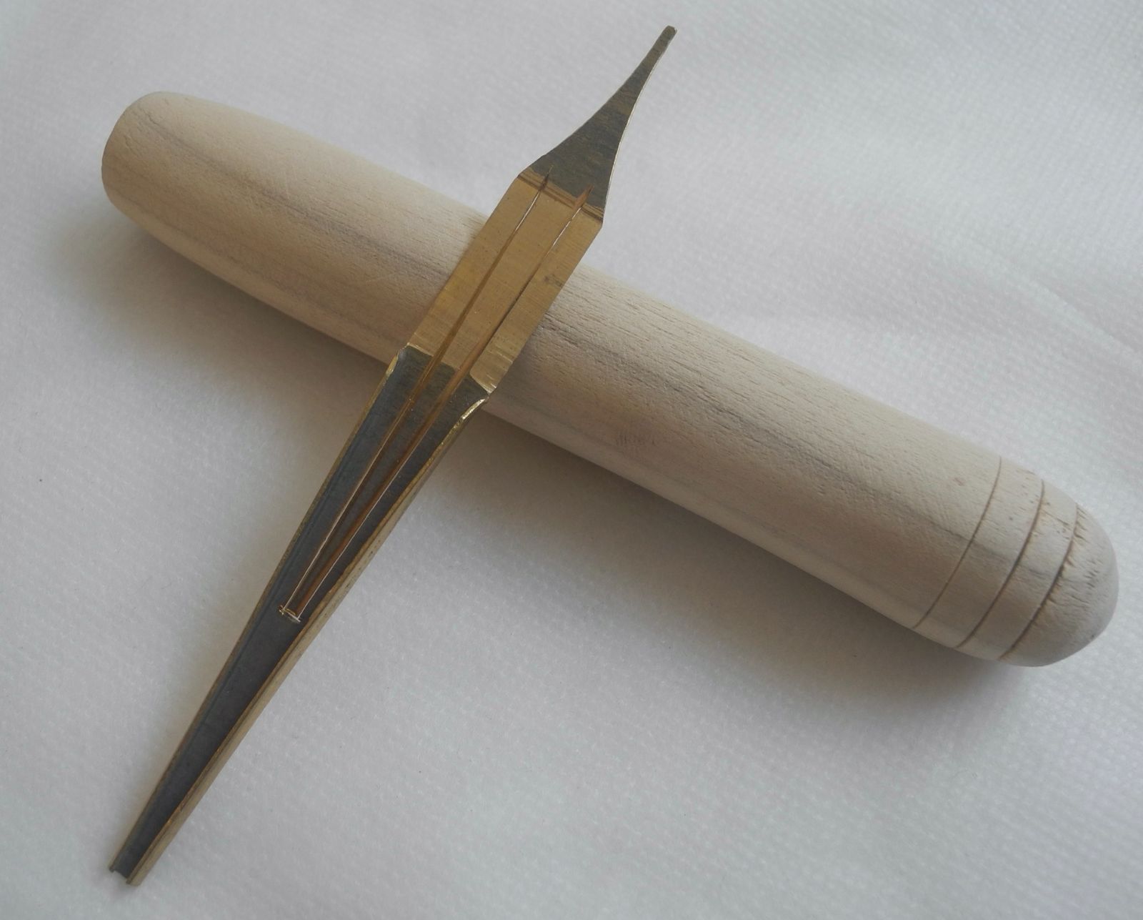 ベトナム 少数民族 モン族 口琴 ダンモイ Lサイズ 民族楽器 - メルカリ