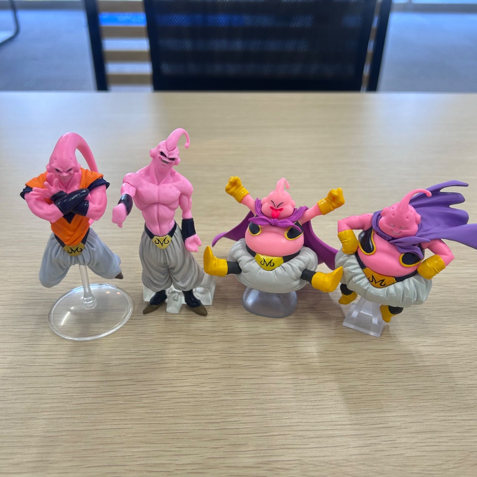 【GW限定】ドラゴンボール　魔神ブウ　フィギュア4体セットとアクリルチャーム HGシリーズ ドラゴンボール 魔人ブウ 4体セット - メルカリ