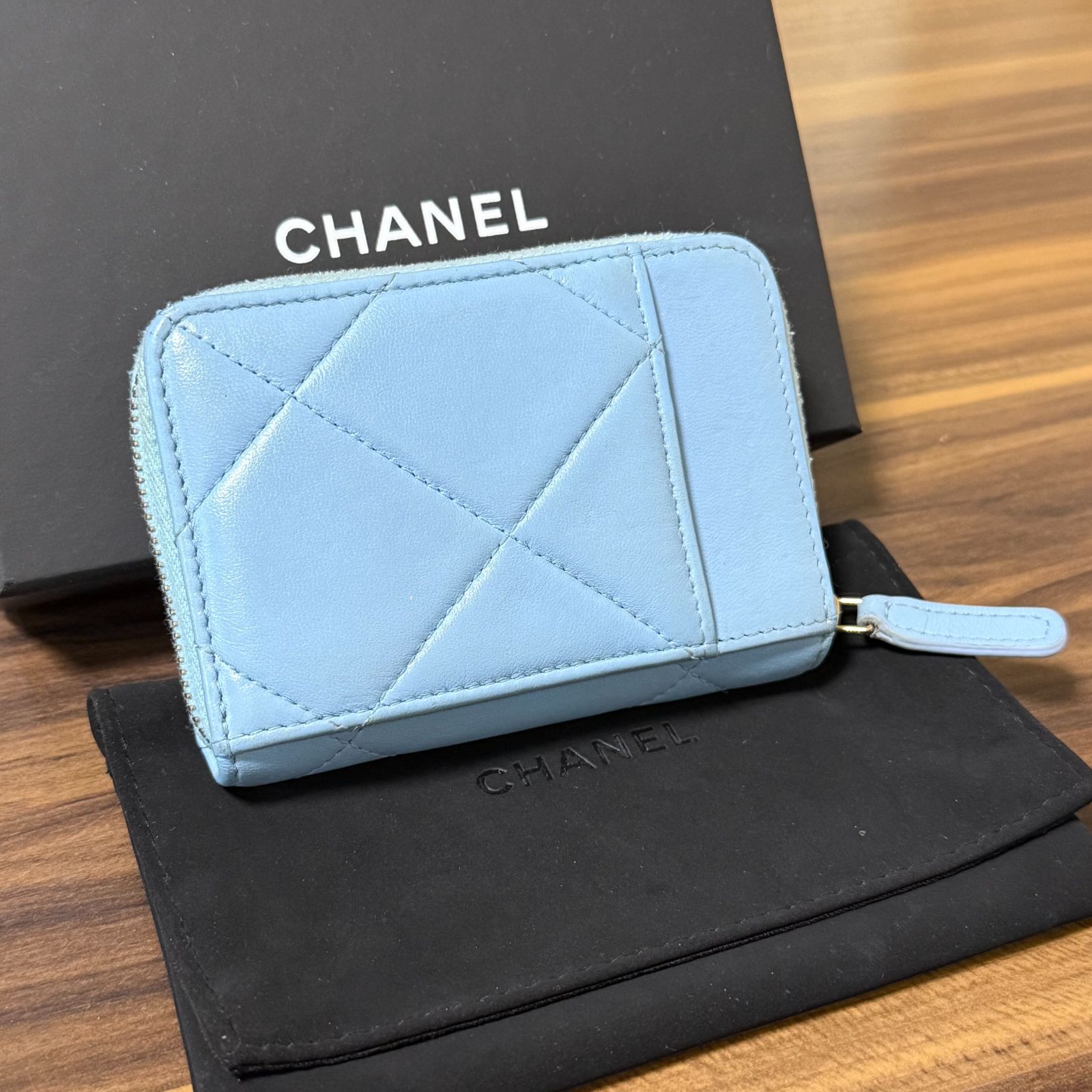 ☆32番台☆シャネル CHANEL 19 ディズヌフ 財布 コインケース