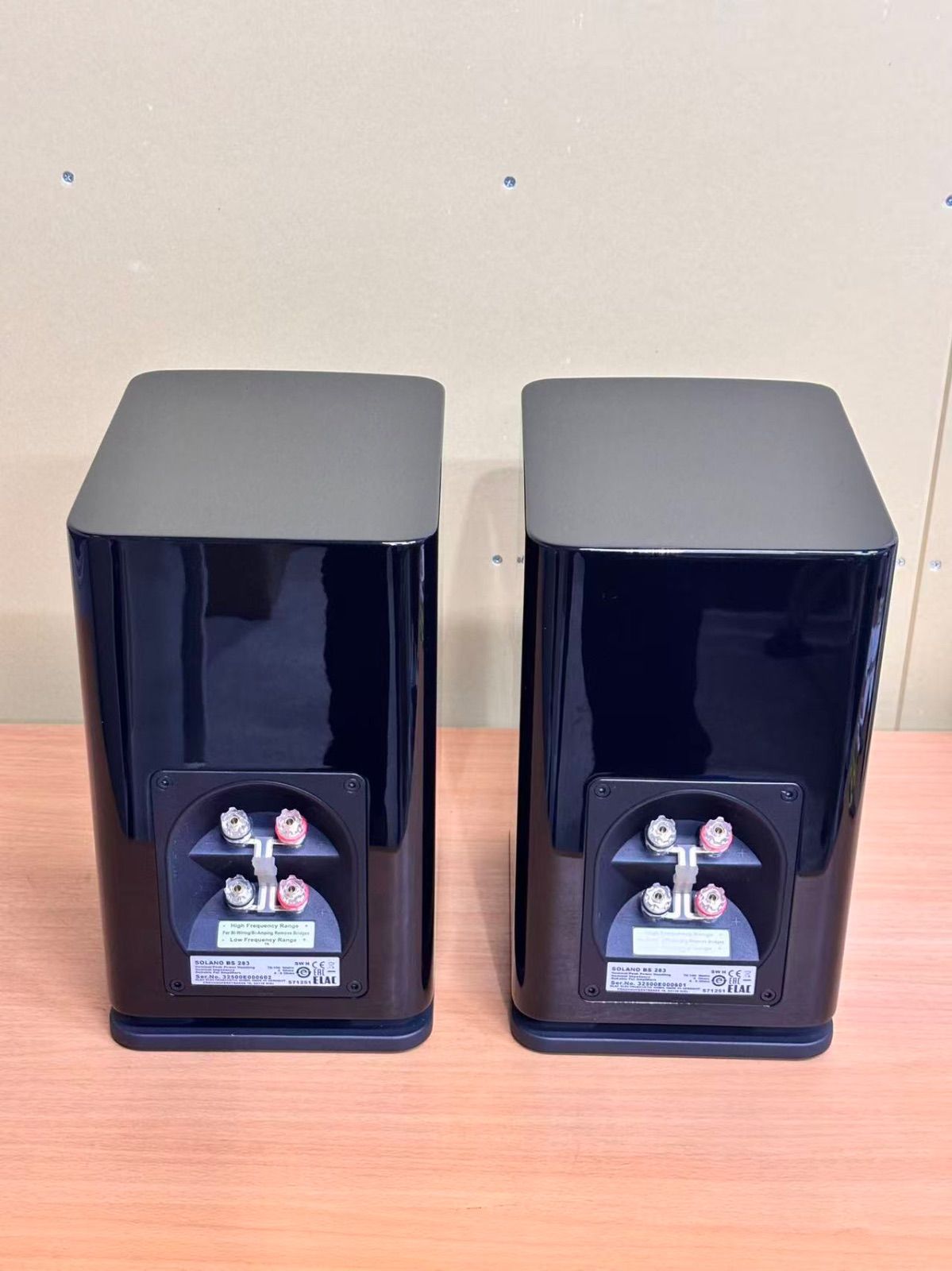 未使用 展示美品 定価：29万 ELAC Solano BS 283 [ハイグロス