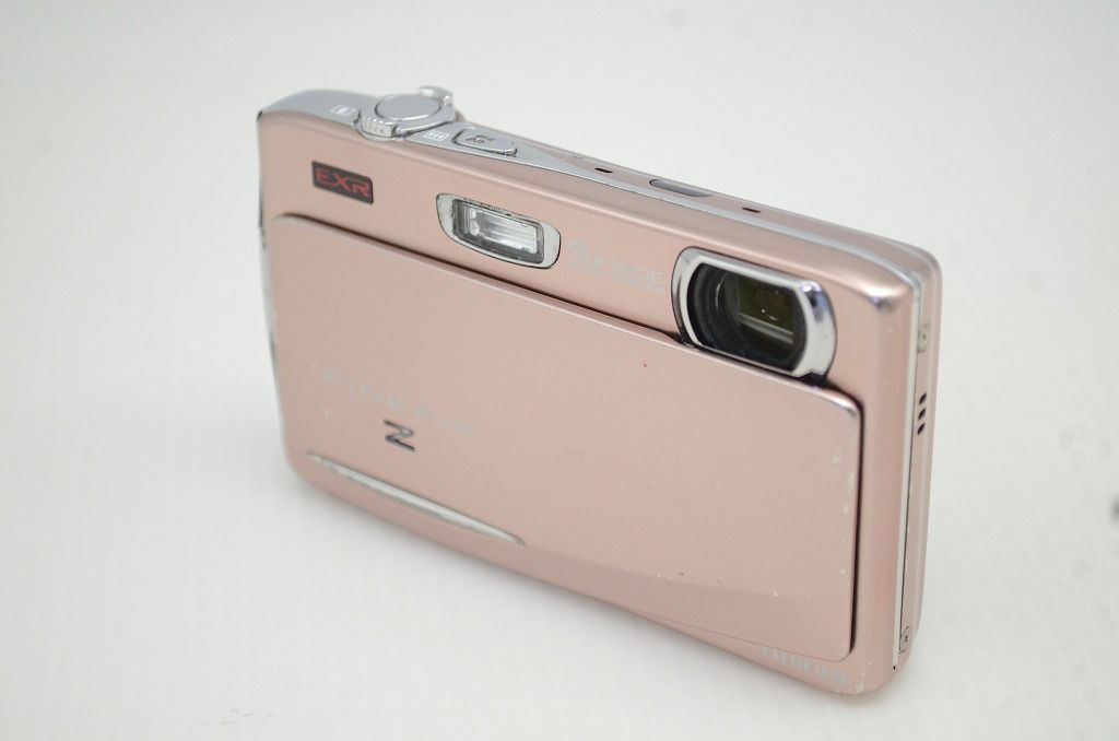 FUJIFILM フジフィルム FinePix Z950EXR コンパクトデジタルカメラ