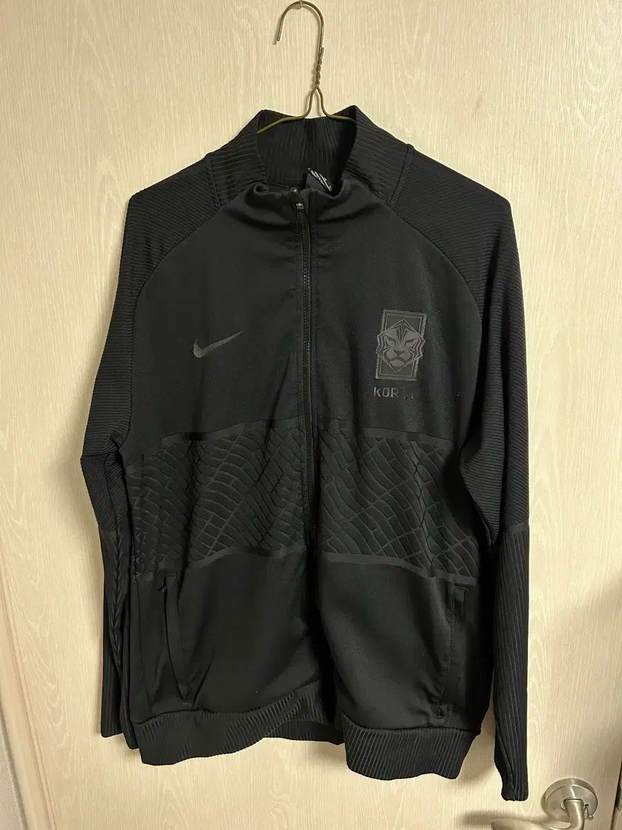 NIKE 韓国 国家代表 サッカー トラック ジャケット XXL 出品 - メルカリ