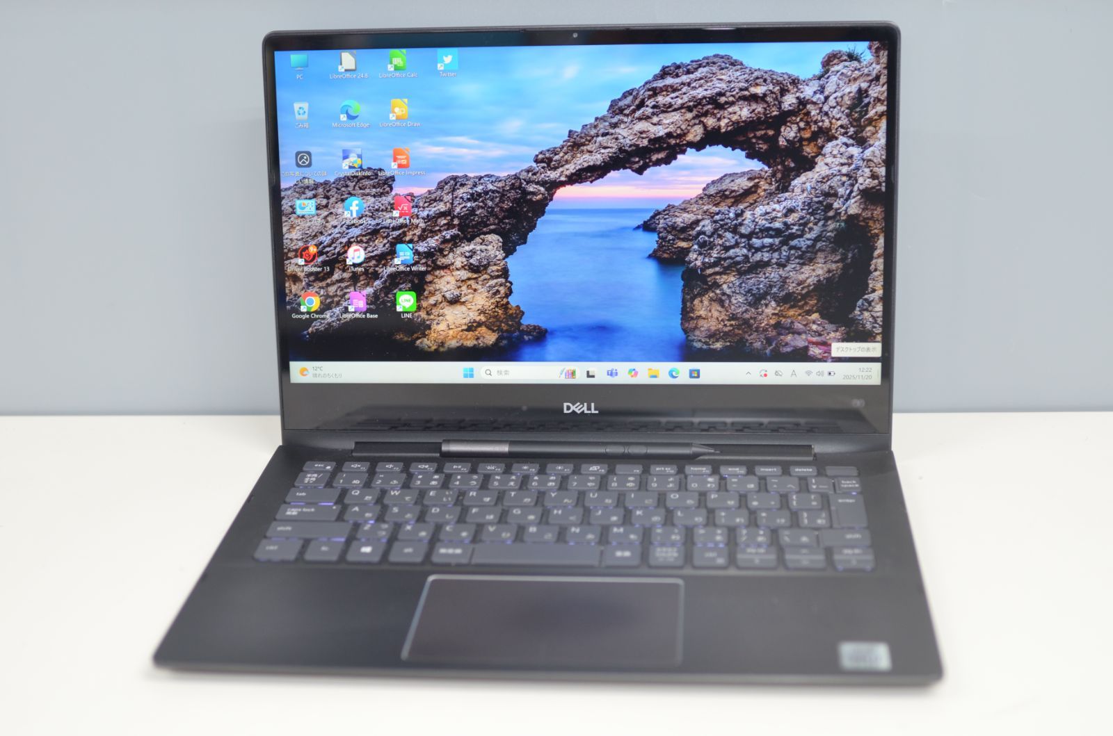 中古ノートパソコン DELL Inspiron 7391 2n1 Windows11+office core i7