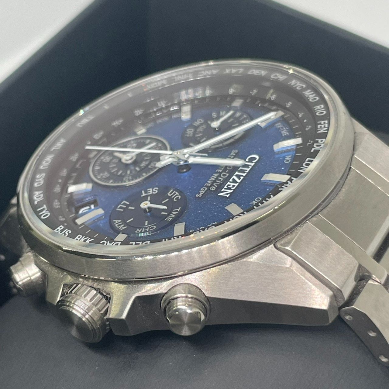 期間限定出品！【CITIZEN】 シチズン アテッサ CC4000-59L F950