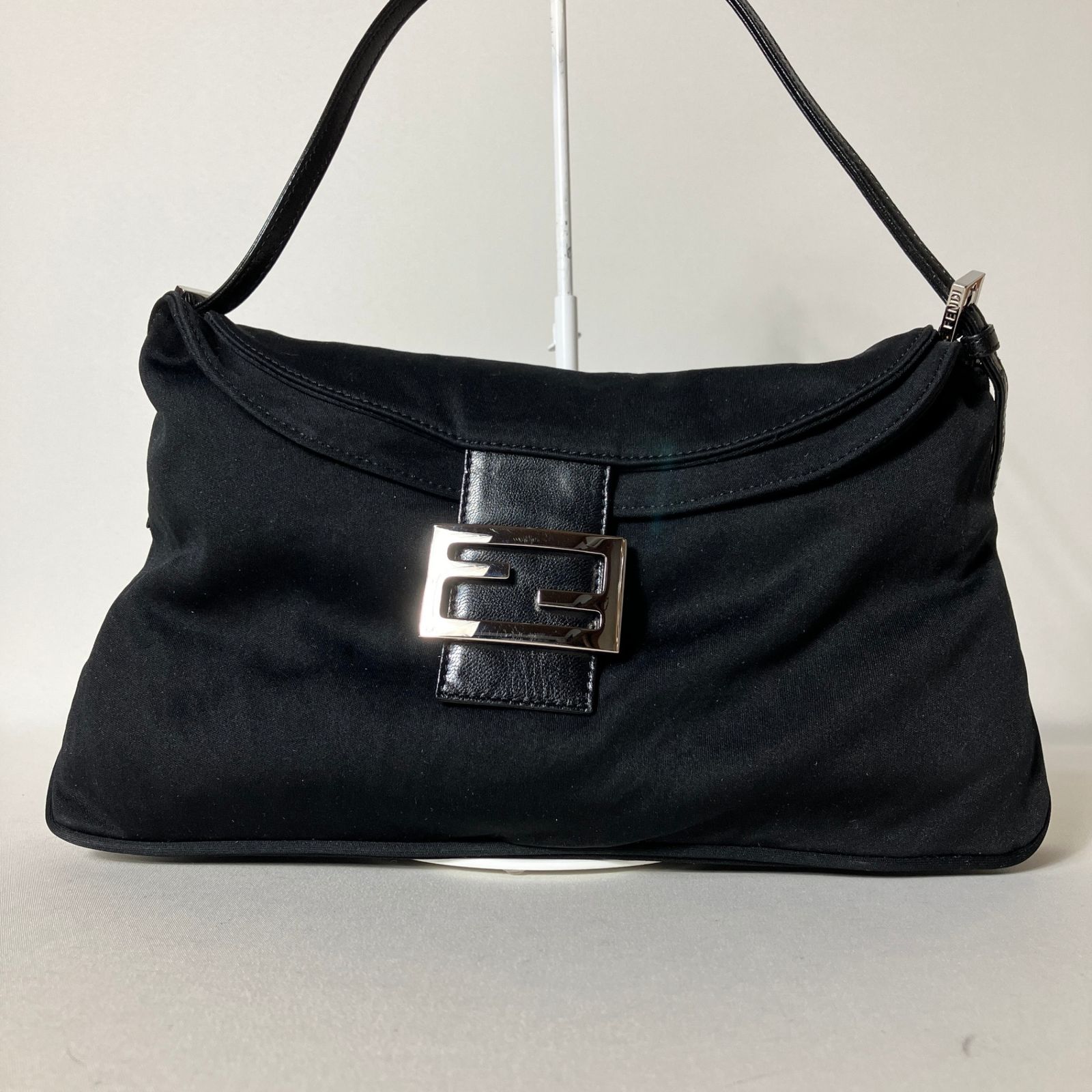 2511-83｜美品｜フェンディ マンマバケット ワンショルダーバッグ