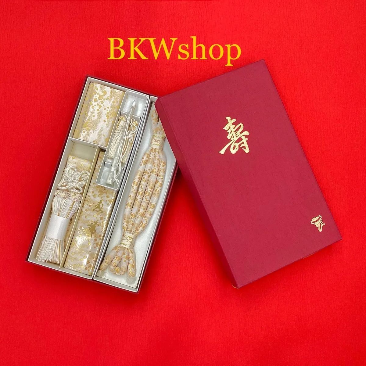 現品限り 正絹 筥迫セット 6点セット 白地ゴールドラメ 懐剣 帯じめ 箱迫 末広 結婚式 化粧 き