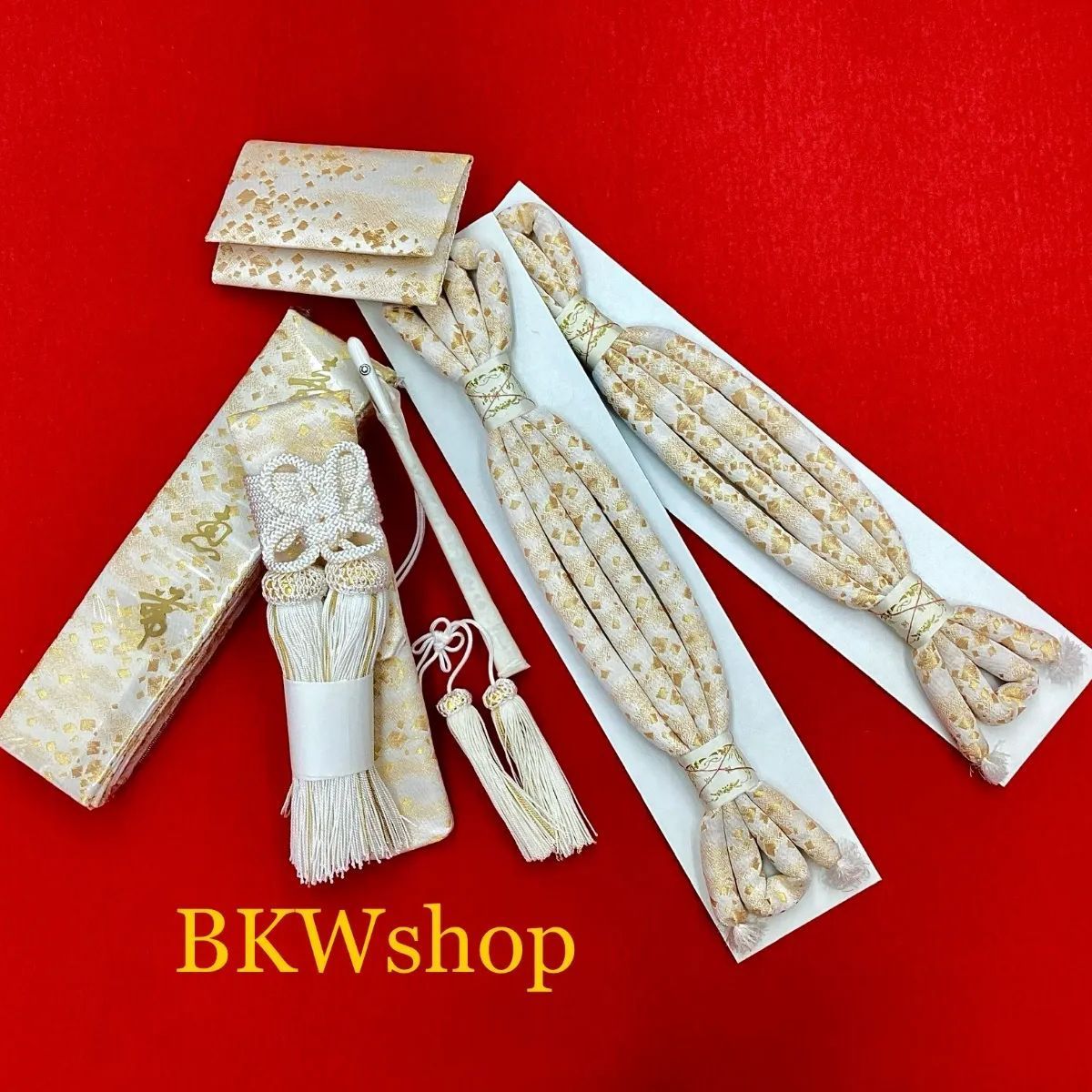 現品限り 正絹 筥迫セット 6点セット 白地ゴールドラメ 懐剣 帯じめ 箱迫 末広 結婚式 化粧 き