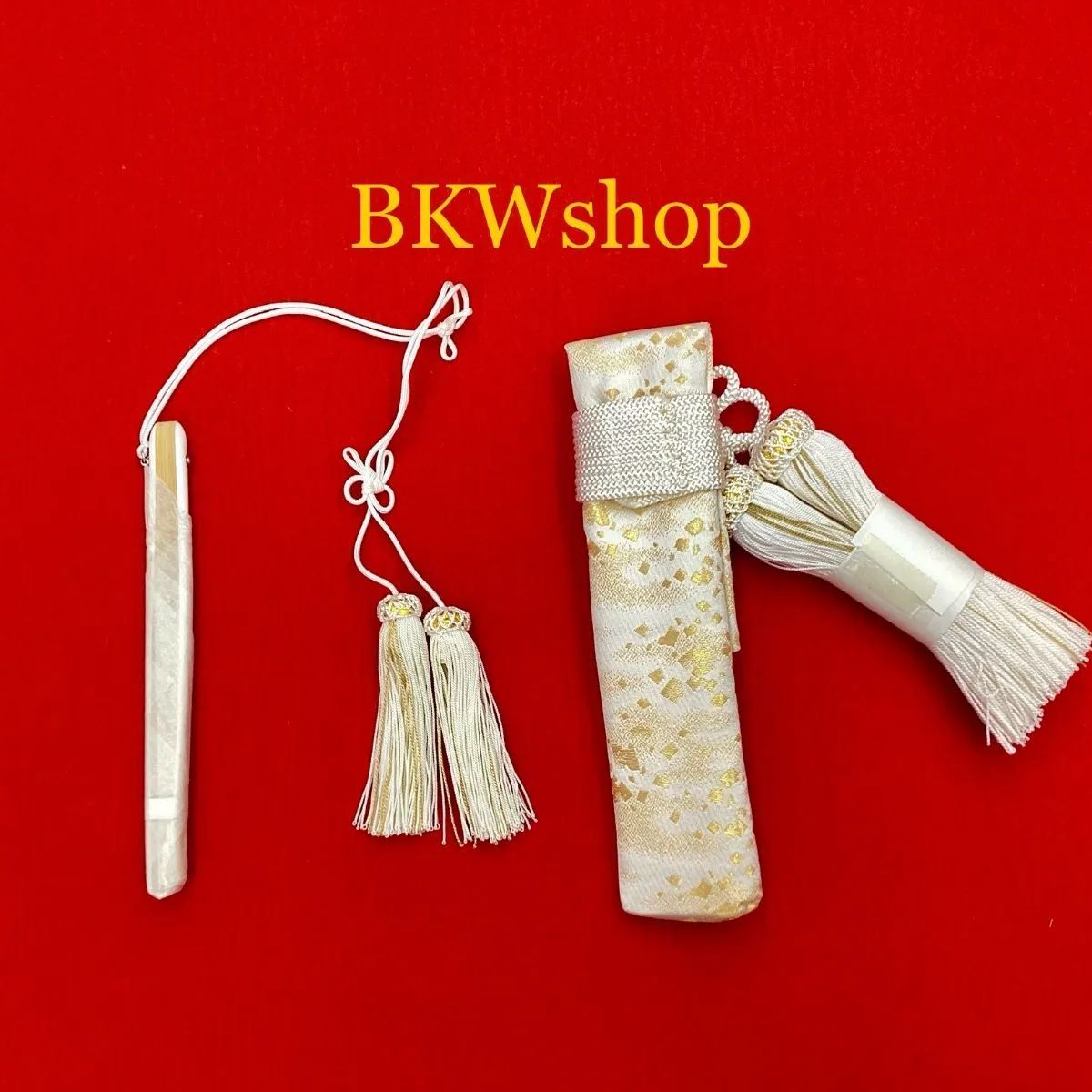 白地ゴールドラメ 懐剣