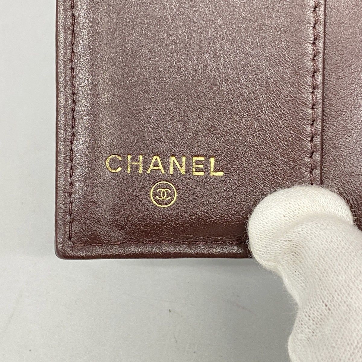 美品✨CHANEL キャビアスキン マトラッセ 三つ折り財布 ゴールド金具 シャネル 三つ折り財布 キャビアスキン ゴールド金具 マトラッセ