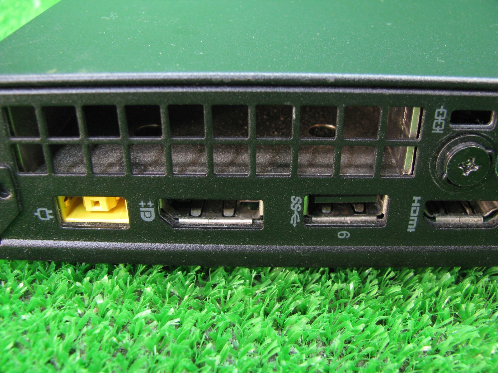 ThinkCentre M75q-1 デスクトップ - Type 11A4 ThinkCentre M75q-1