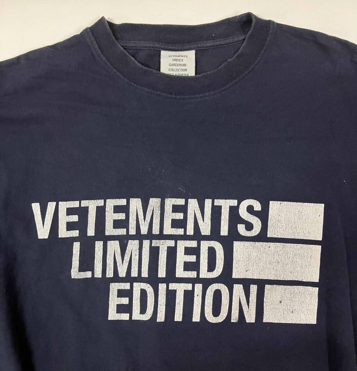 VETEMENTS ヴェトモン vetements limited edition ロゴtee 半袖Tシャツ