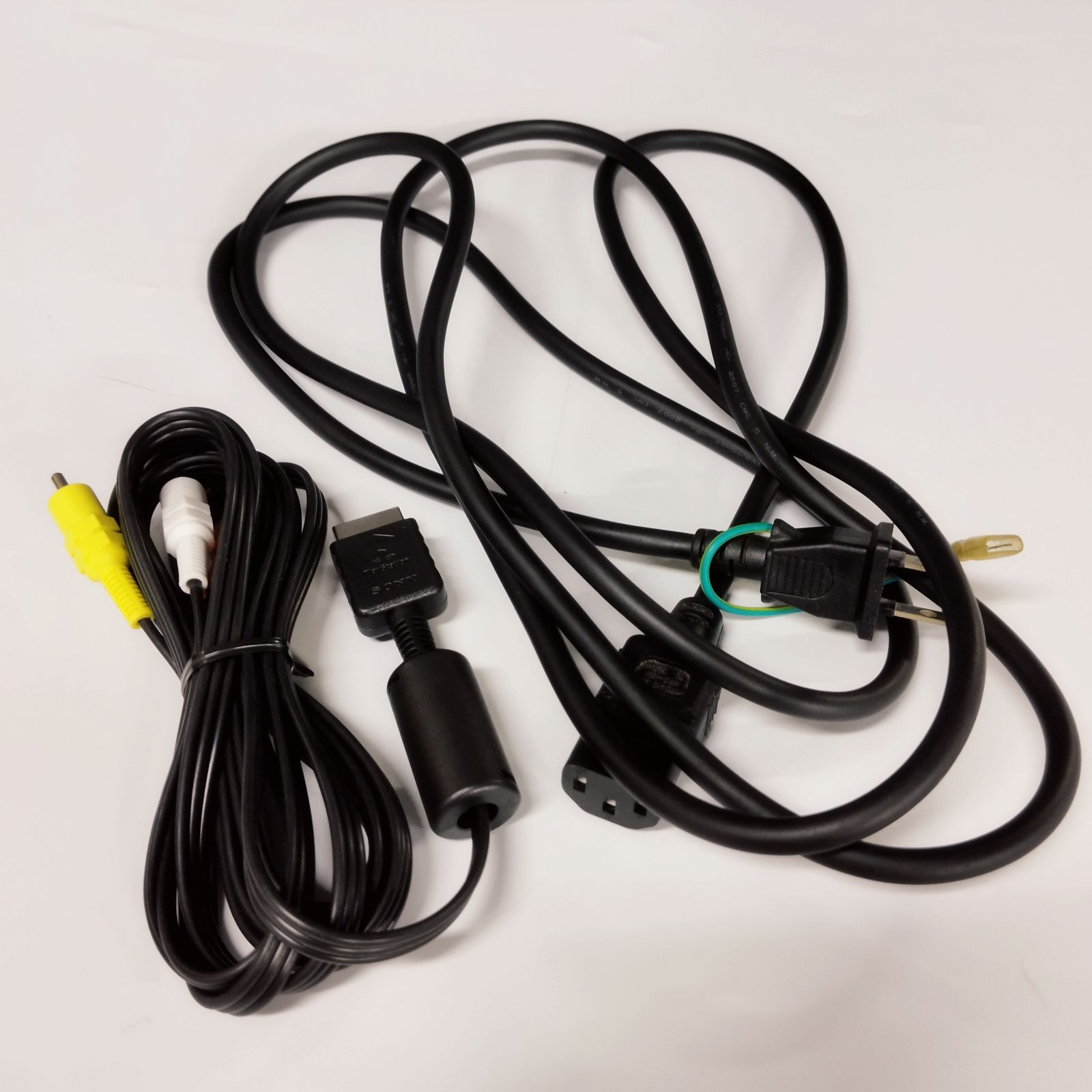 D29905】PS3 CECHL00 80GB 箱付き プレステ3 （ジャンク） - メルカリ