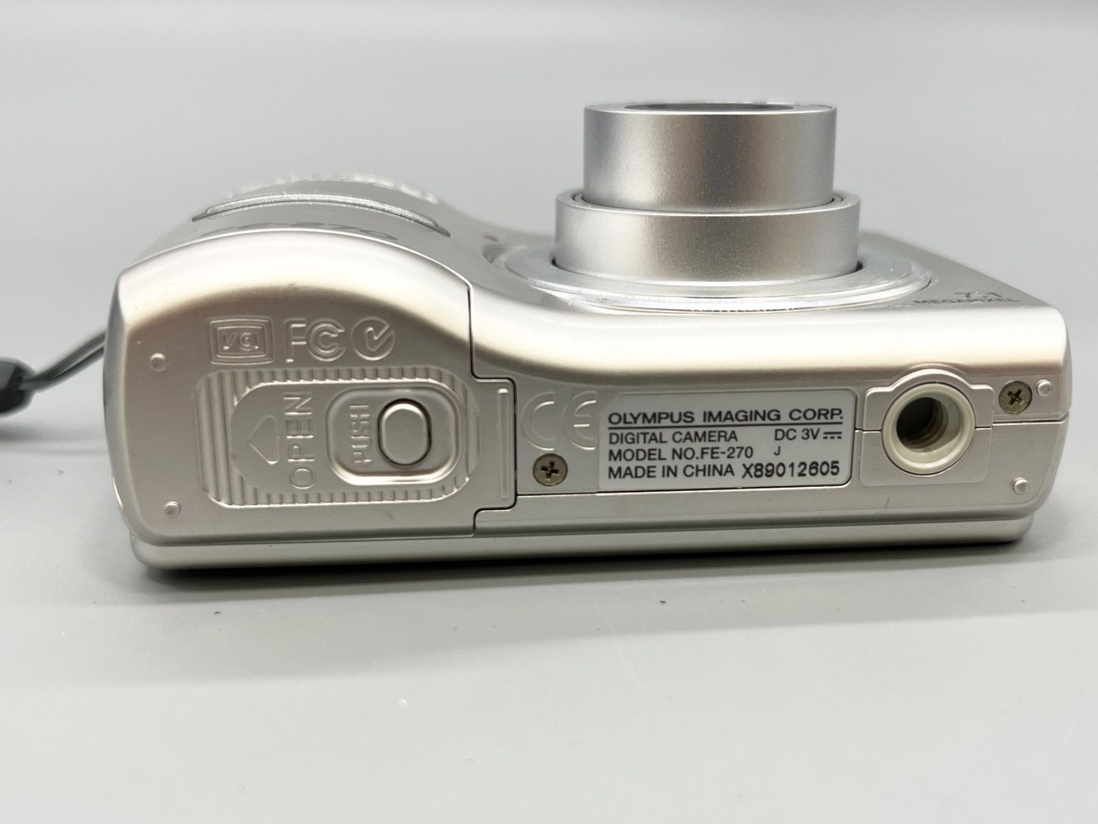 単三電池で動く] OLYMPUS FE-270 - メルカリ