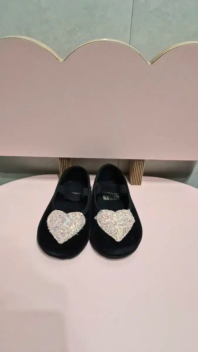  ボントン ブラック ハート ツアーベルベット ユア(YOOA) 靴 22 その他
