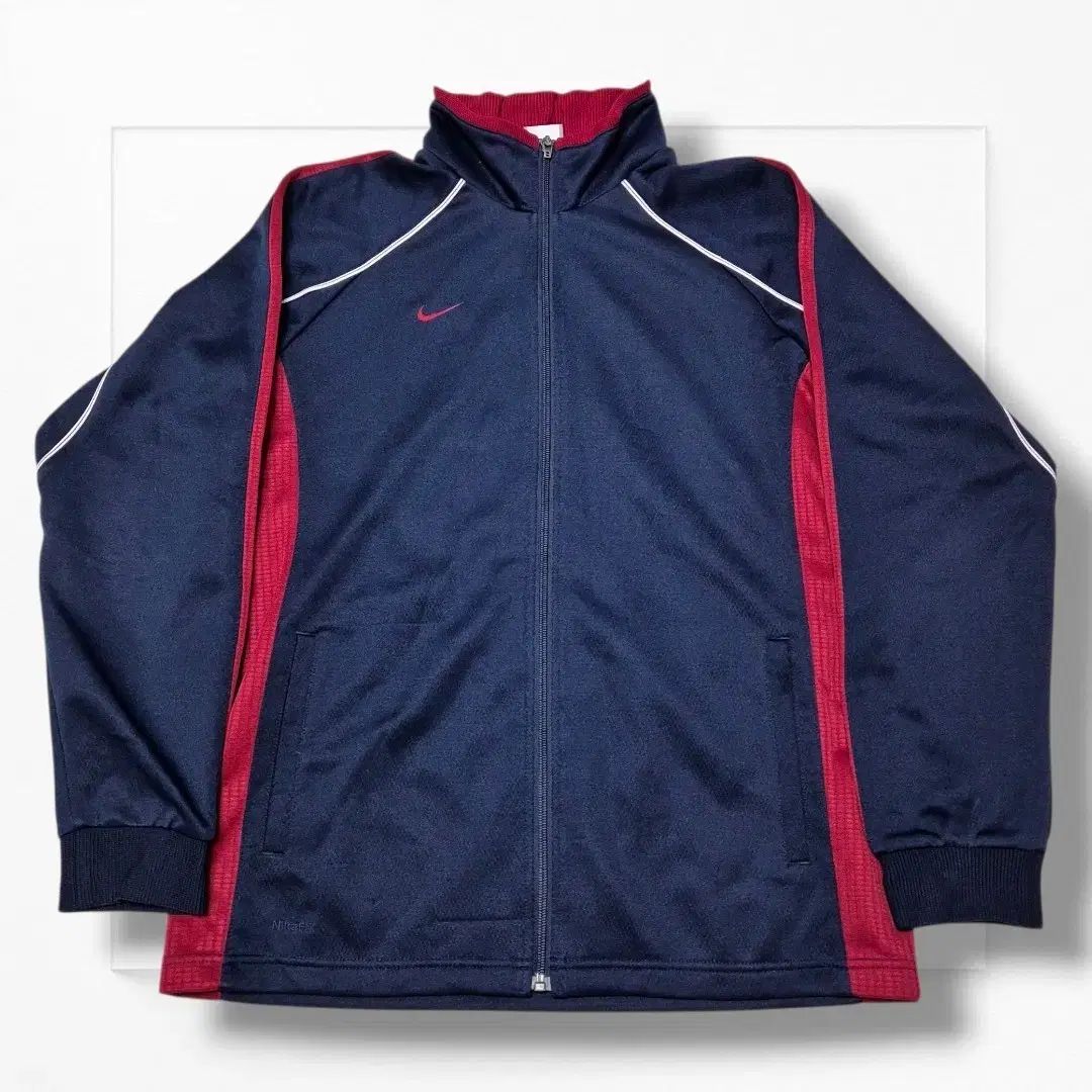 宇宙実物@ 00s ジャパン オールドスクール ナイキ ジャージ