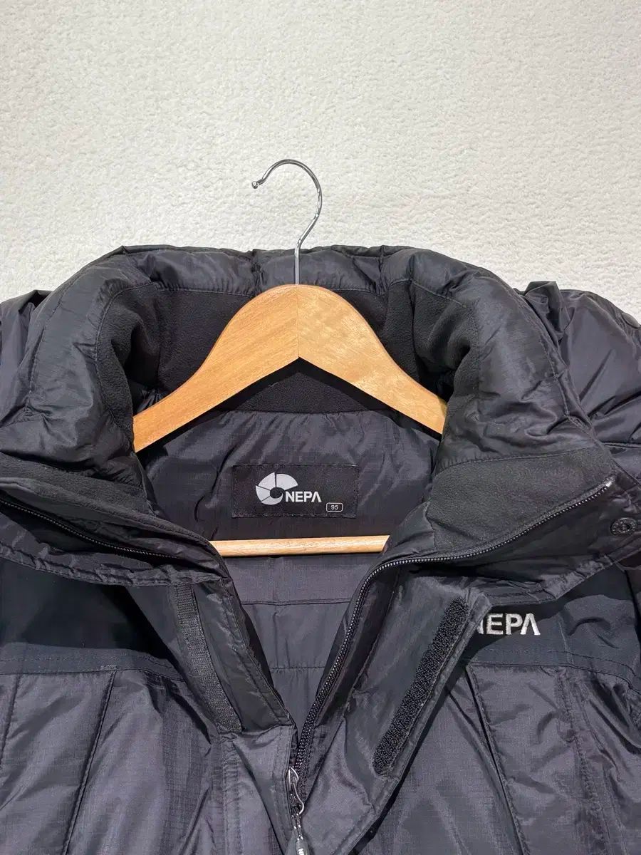 NEPA ネパ 必須アイテム ヒマラヤ ダウン 95-100 ブラック