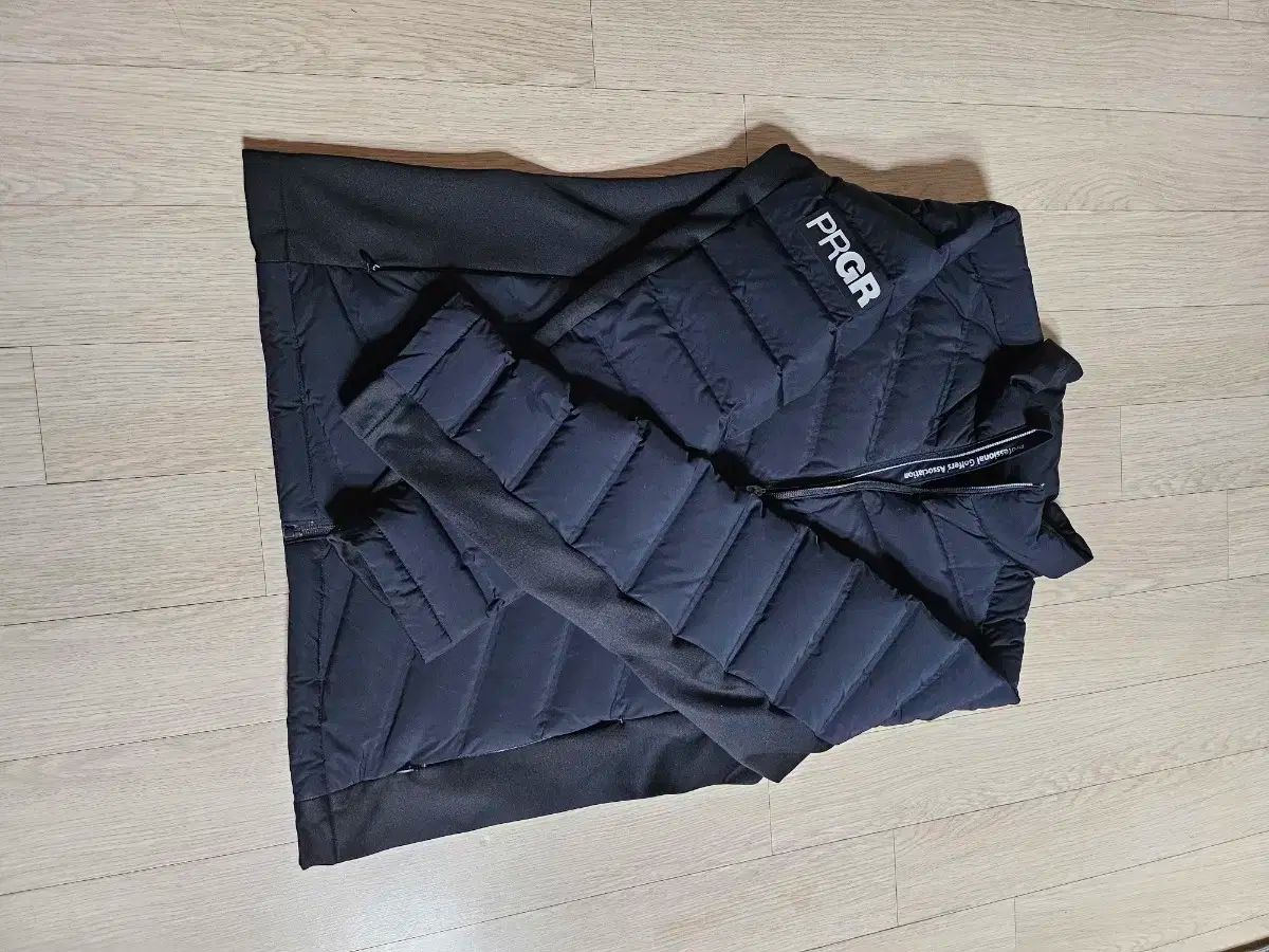 (ユニセックス) PRGR ブラック ダウンジャケット レディース 105サイズ