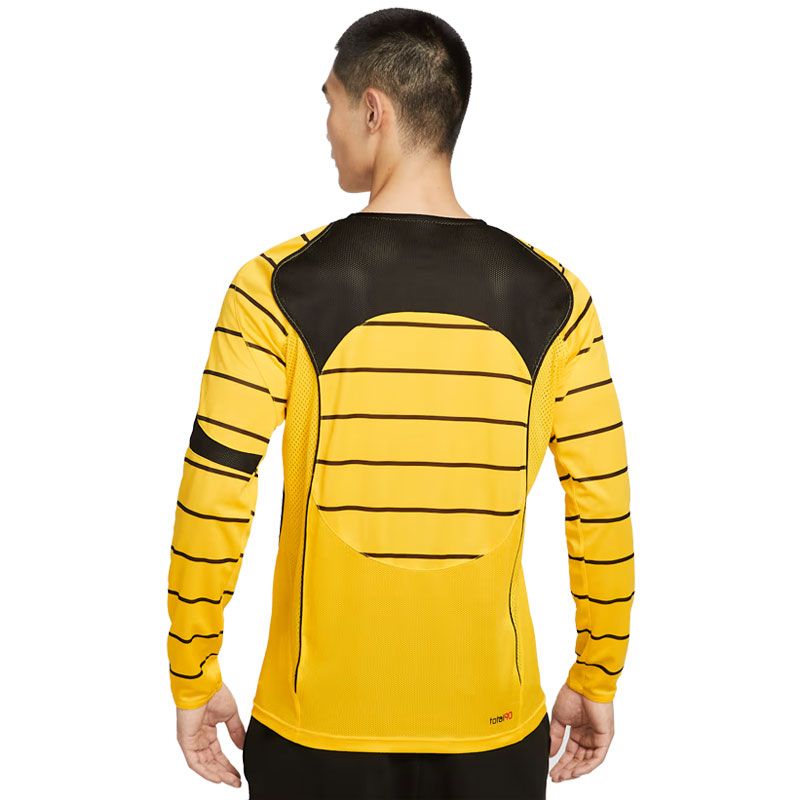 浦和レッズ　Nike イエロー サッカーウェア 長袖 浦和レッズNike イエロー サッカーウェア 長袖