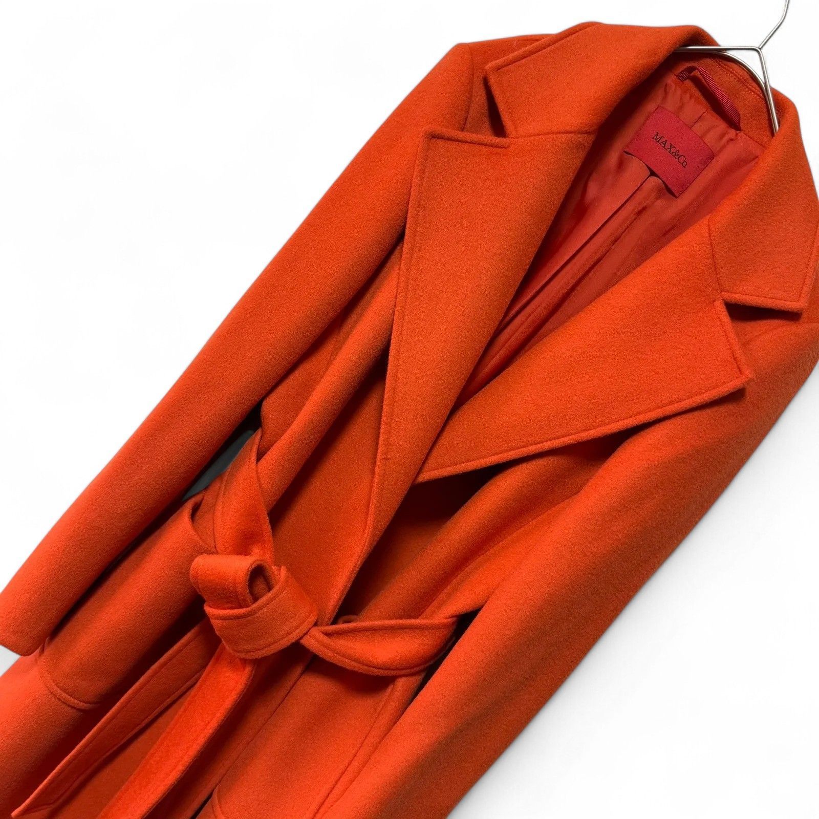 未使用に近い 滝沢カレンさん着用 現行MaxMara バージンウール100